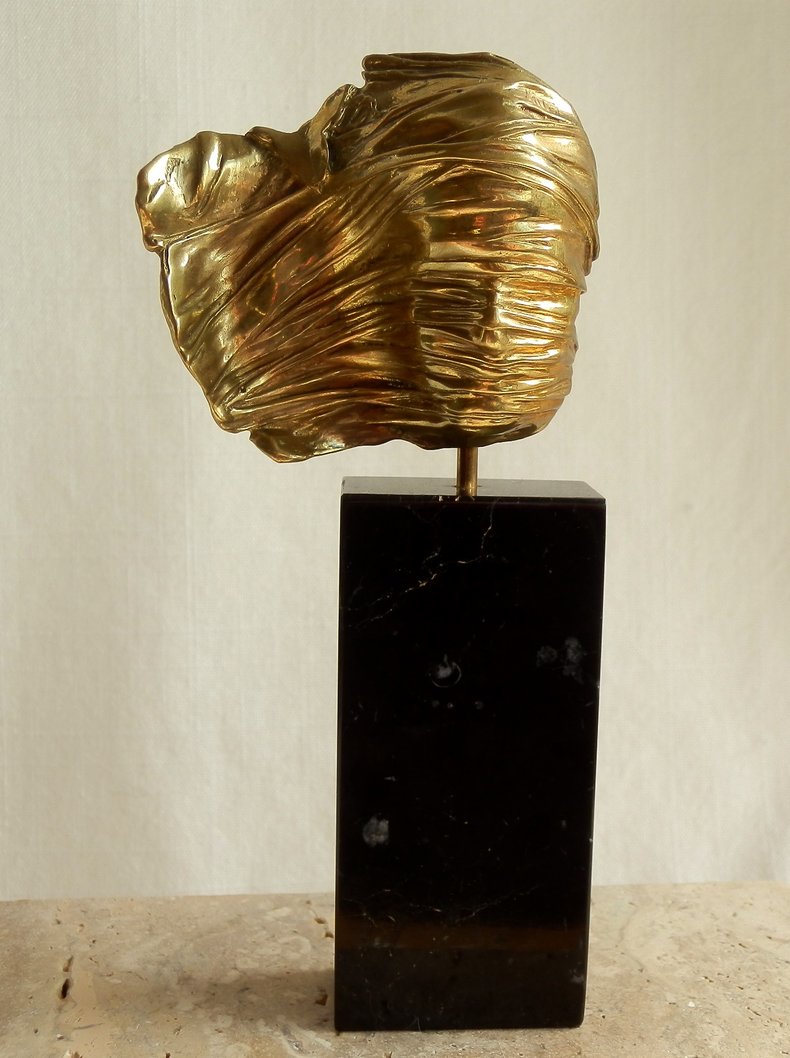 Twarz zawoalowana 90/250