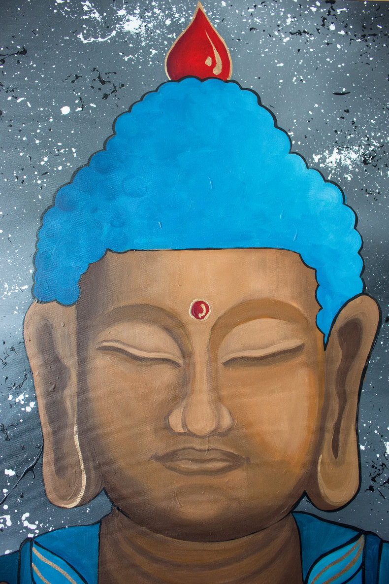 Budda medytujący w niebieskiej szacie