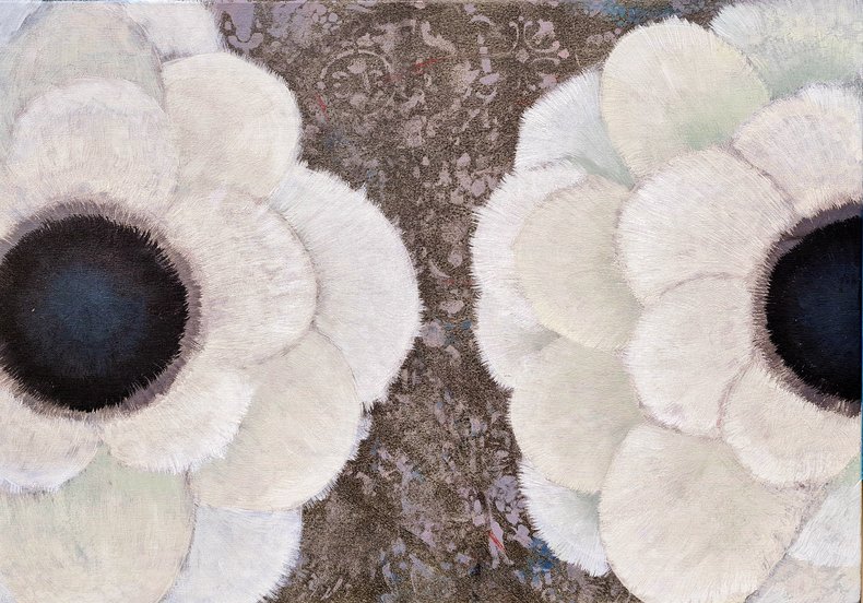 Kwiaty - dwa światy 